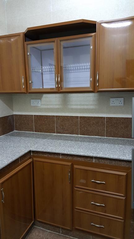 Golden Seasons Furnished Apartment Salalah Esterno foto
